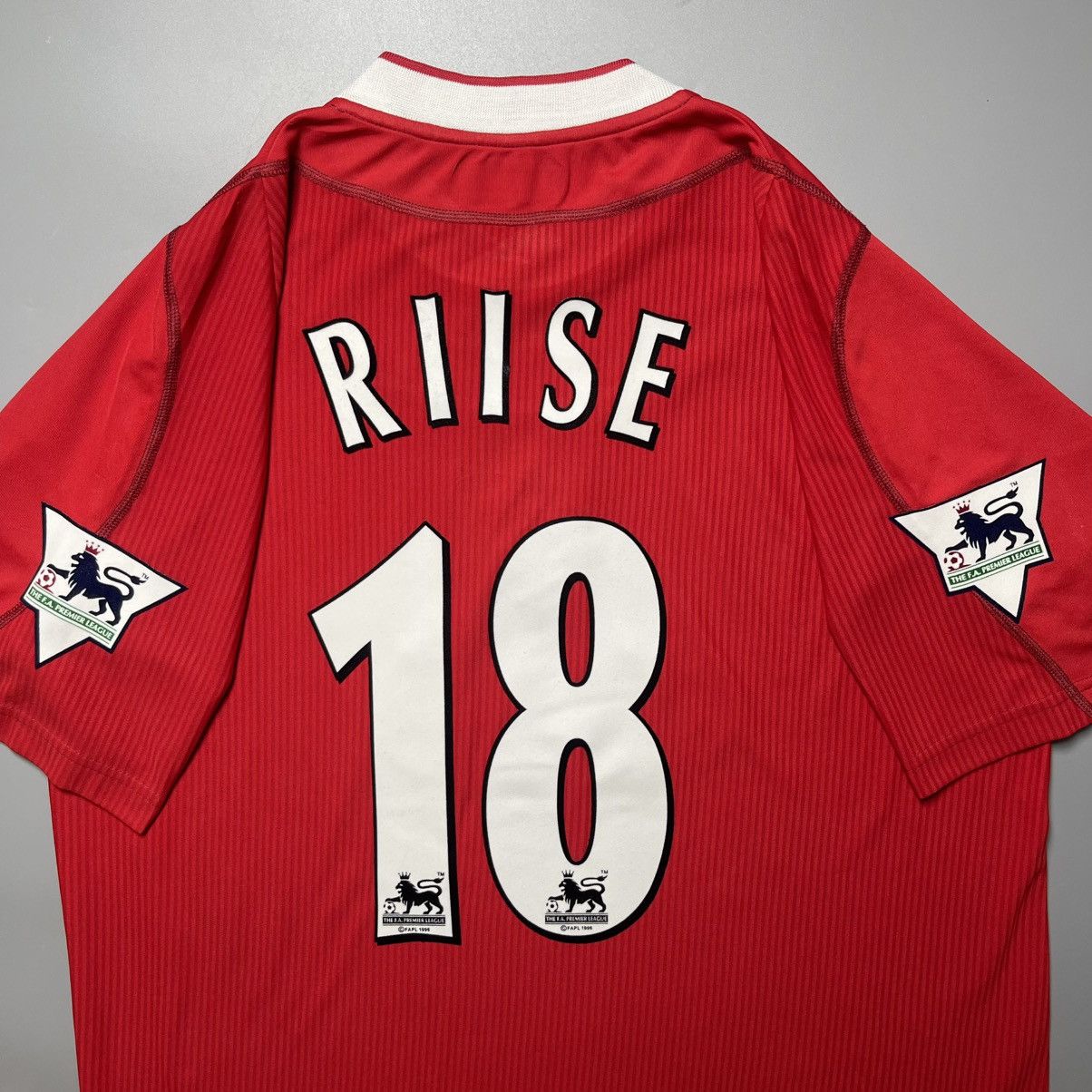 Reebok LIVERPOOL REEBOK 2002/2003 FOOTBALL HOME JERSEY #18 RIISE Size US L / EU 52-54 / 3 - 11 Thumbnail