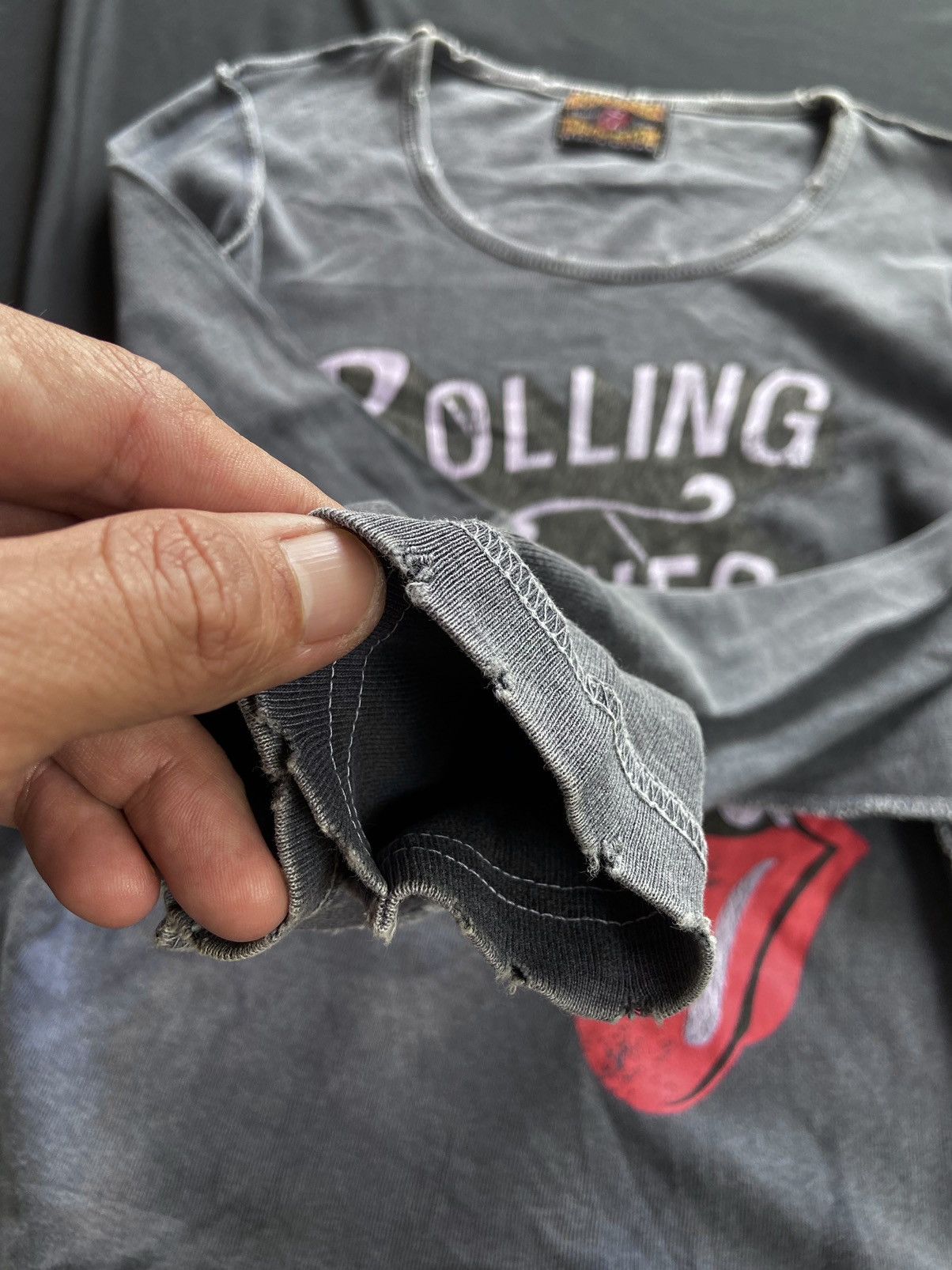 Band Tees × The Rolling Stones × Vintage ROLLING STONES ITS ONLY ROCK N ROLL DISTRESSED LONG SLEEVE Size US XS / EU 42 / 0 - 6 Thumbnail