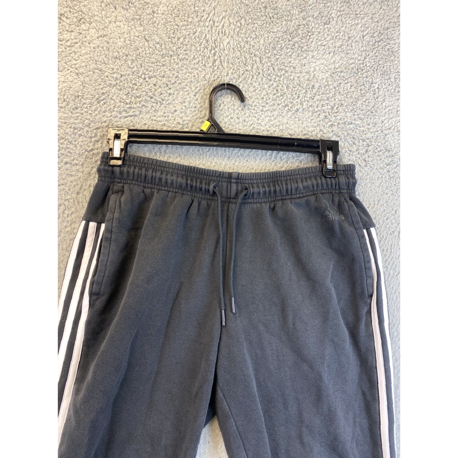 Adidas Adidas Sweatpants Pants 93-43 Mens Size M Black White 3 Stripes Adjustable Waist Elastic Inseam 28" Gym Basketball Soccer Track & Field Vintage No Size US 31 - 4 Thumbnail