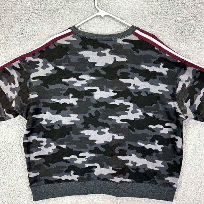 Eddie Bauer VINTAGE? No. Eddie Bauer Camouflage Sweatshirt Womens 2XL Grey Crew Neck Pullover Ladies NEW Size XXL / US 16-18 / IT 52-54 - 2 Thumbnail