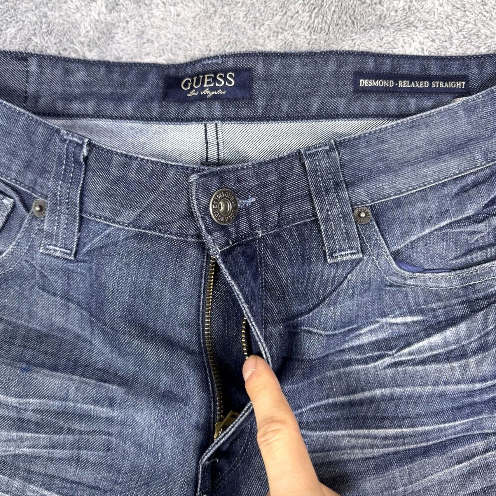 Guess GUESS Jeans Mens 34x32 Raw Denim Streetwear Desmond Relaxed Straight Y2K Whisker Jeans Size US 34 / EU 50 - 5 Thumbnail