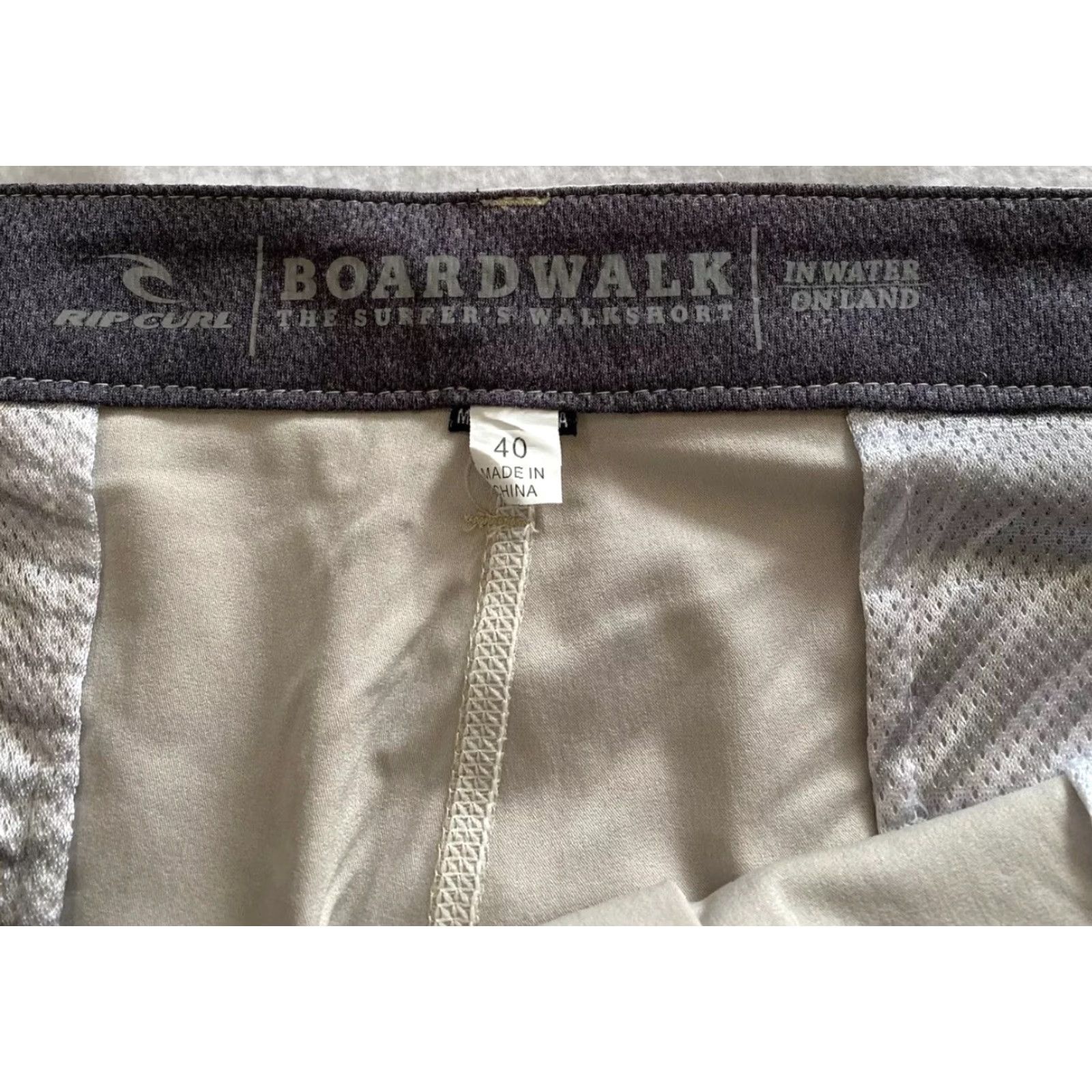 Vintage Boardwalk Shorts Men’s Size 40 Beige Stretch Chino Performance Mens Size US 40 / EU 56 - 4 Thumbnail