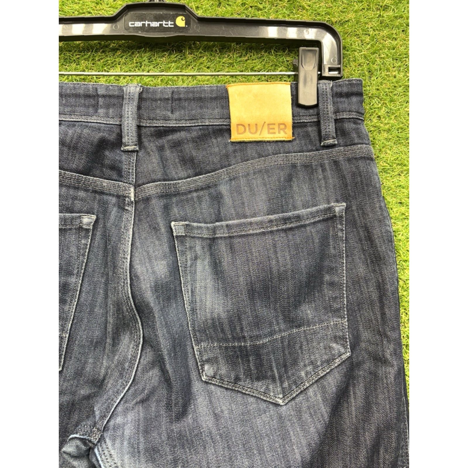 DUER DUER Jeans Mens 31x30 L2X Relaxed Fit Dark Wash Denim Workwear Jeans Size US 31 - 7 Thumbnail