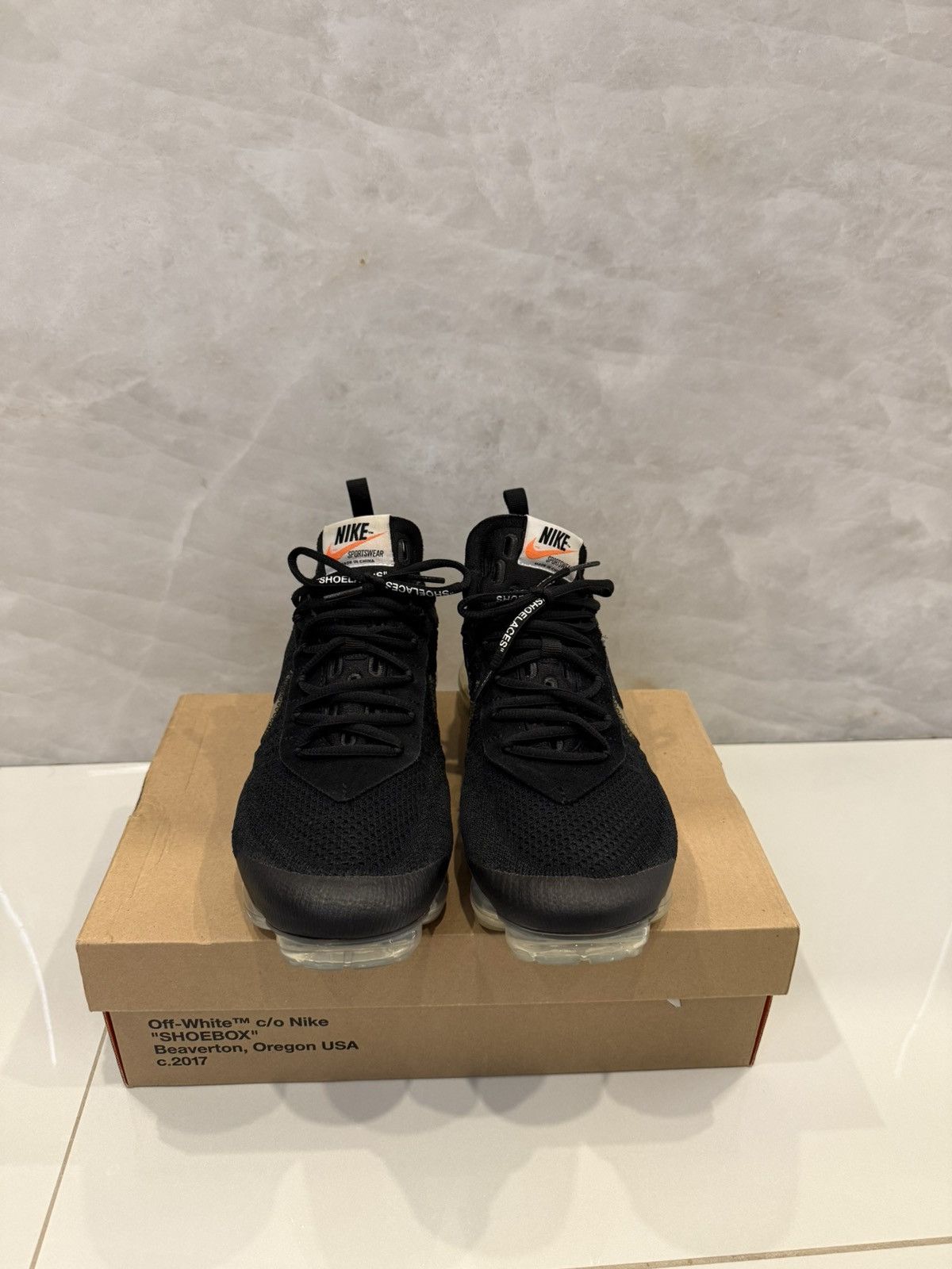 Nike × Off-White Vapourmax Size US 10 / EU 43 - 3 Thumbnail