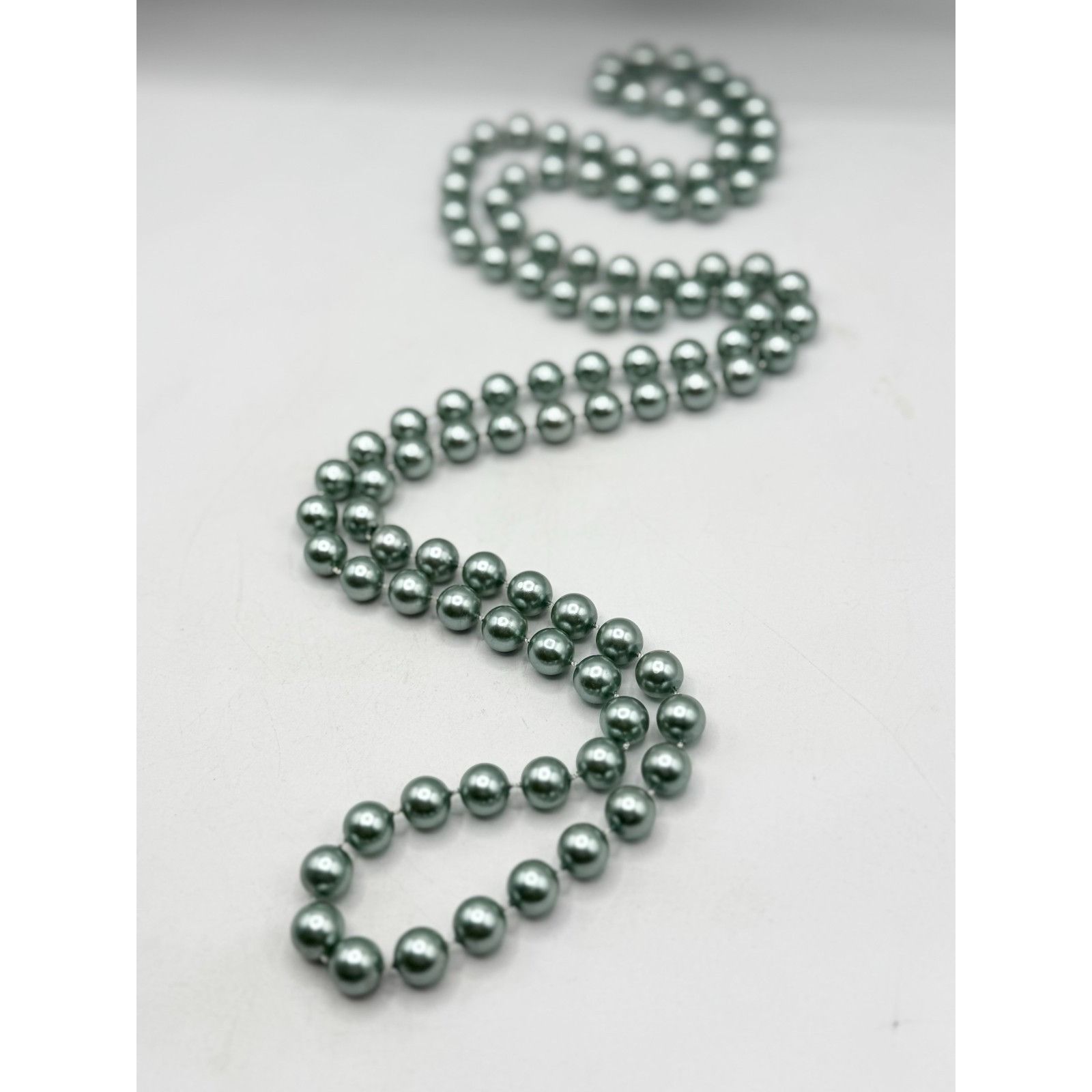 Vintage Vintage green faux pearl beaded necklace Size ONE SIZE - 2 Thumbnail
