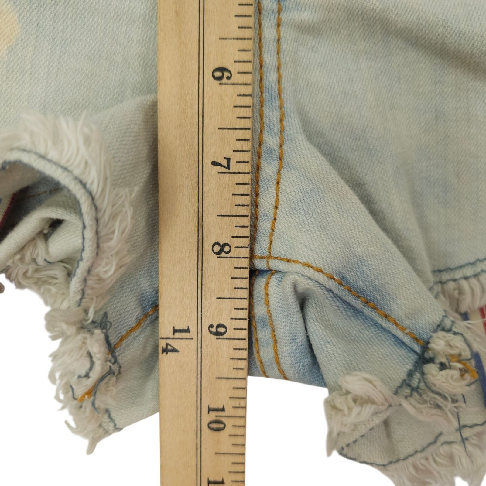 rue21 rue21 Denim Cutoff Shorts 7/8 Light Wash Distressed Aztec Bo Size 32" / US 10 / IT 46 - 19 Thumbnail
