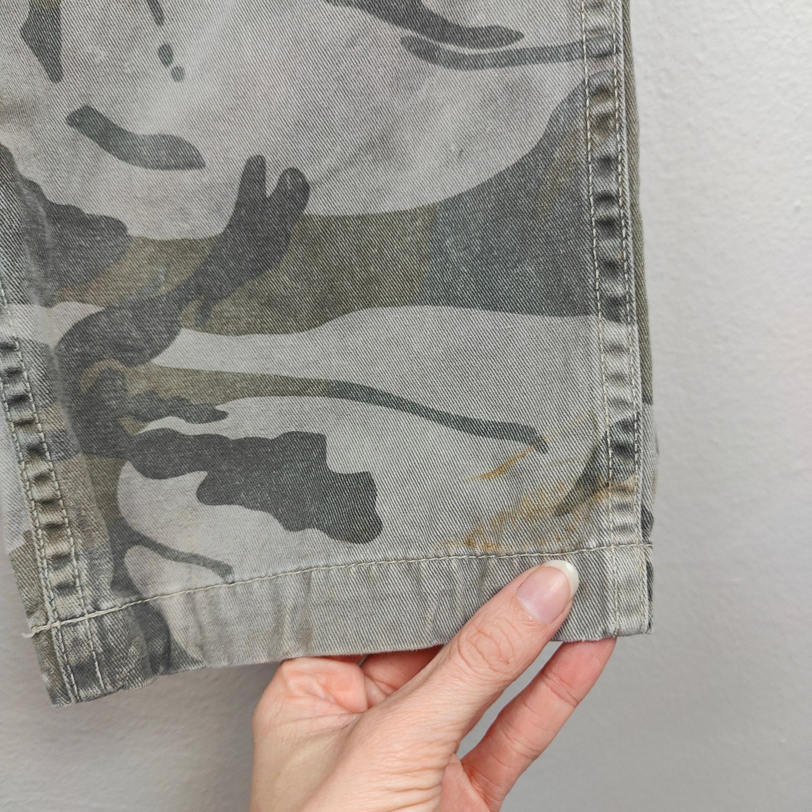 GRLFRND Grlfrnd Maxwell Cargo Pants Womens 30 Renegade Green Camo Size 30" / US 8 / IT 44 - 5 Thumbnail