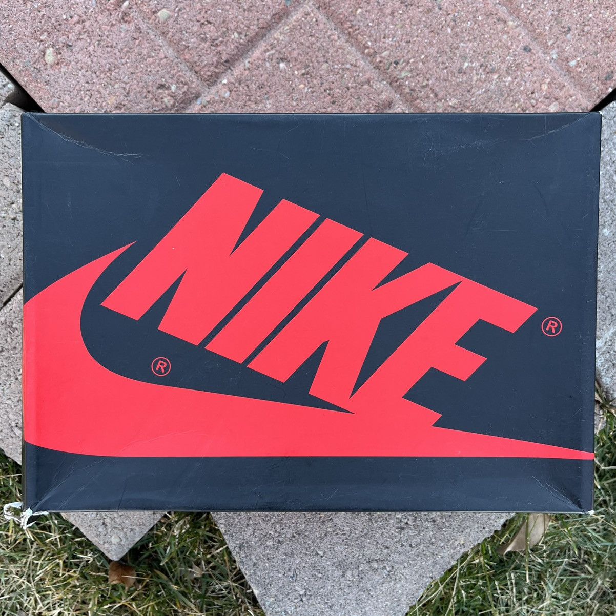 Jordan Brand × Nike 2018’ Nike Air Jordan 1 Retro High OG ‘Blue Moon’ Sz 9 Size US 9 / EU 42 - 15 Thumbnail