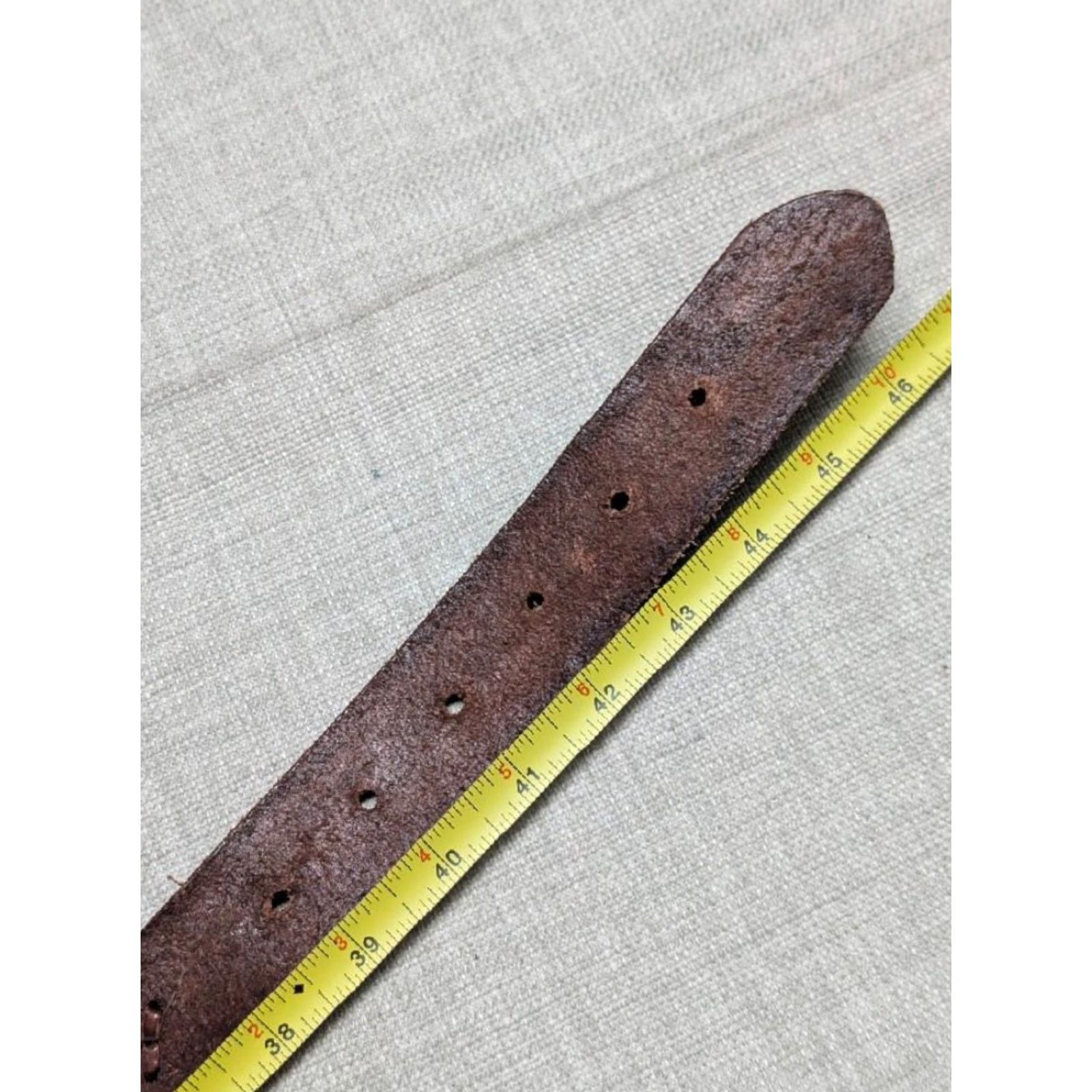 Vintage VINTAGE Handcrafted western belt Tooled cowhide leather 42 belt 1-1/2" brown Men's Casual Cowboy Belt Size 42 - 8 Thumbnail
