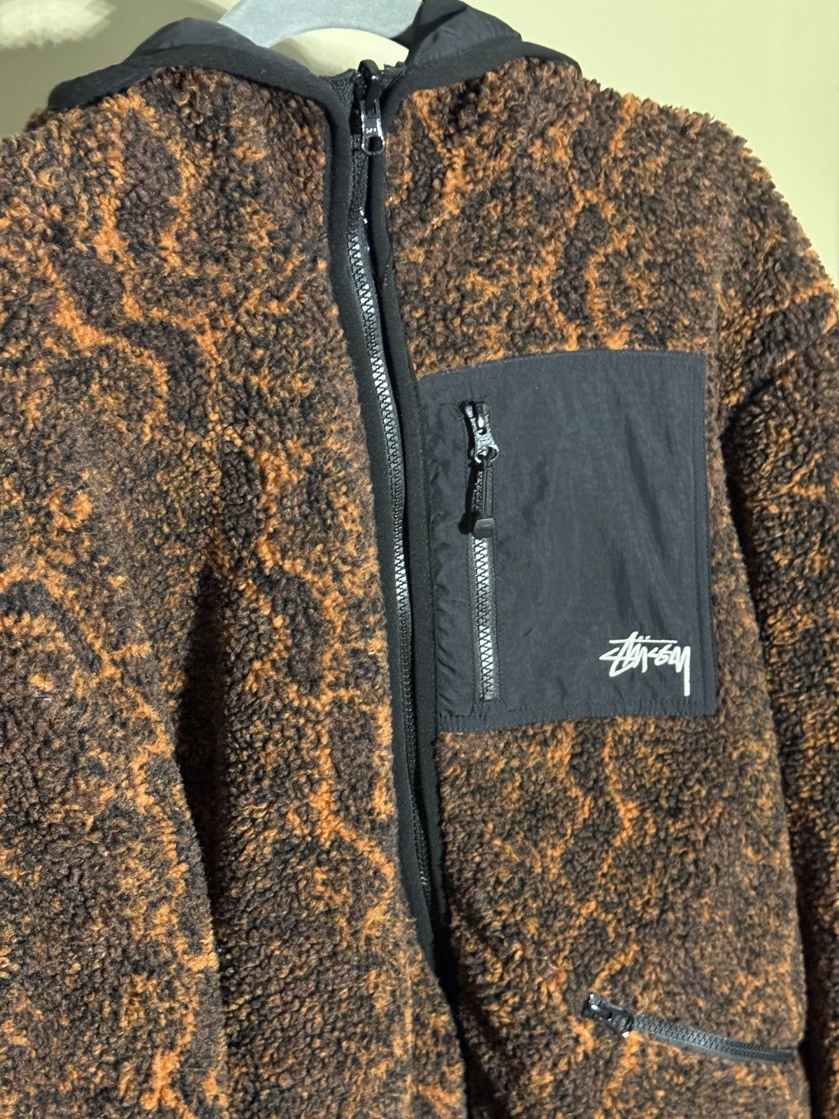 Stussy Stussy Snake Jacquard Sherpa Jacket Brown Size US XL / EU 56 / 4 - 3 Thumbnail