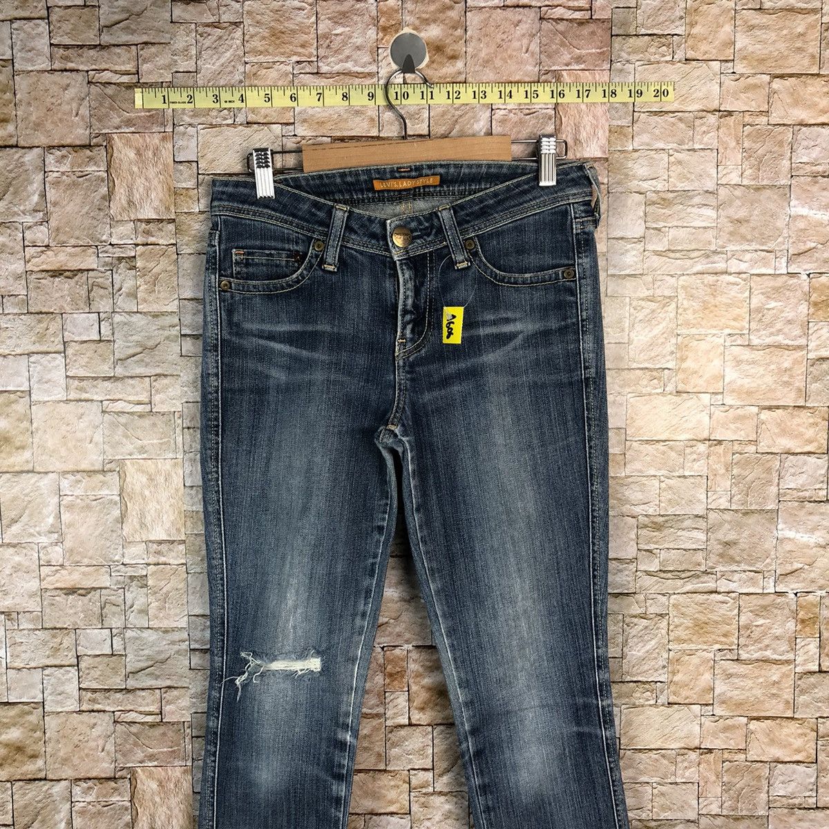 Levi's Levis Ladies Blue Disstressed Denim Pants #A606 Size 29" - 2 Thumbnail