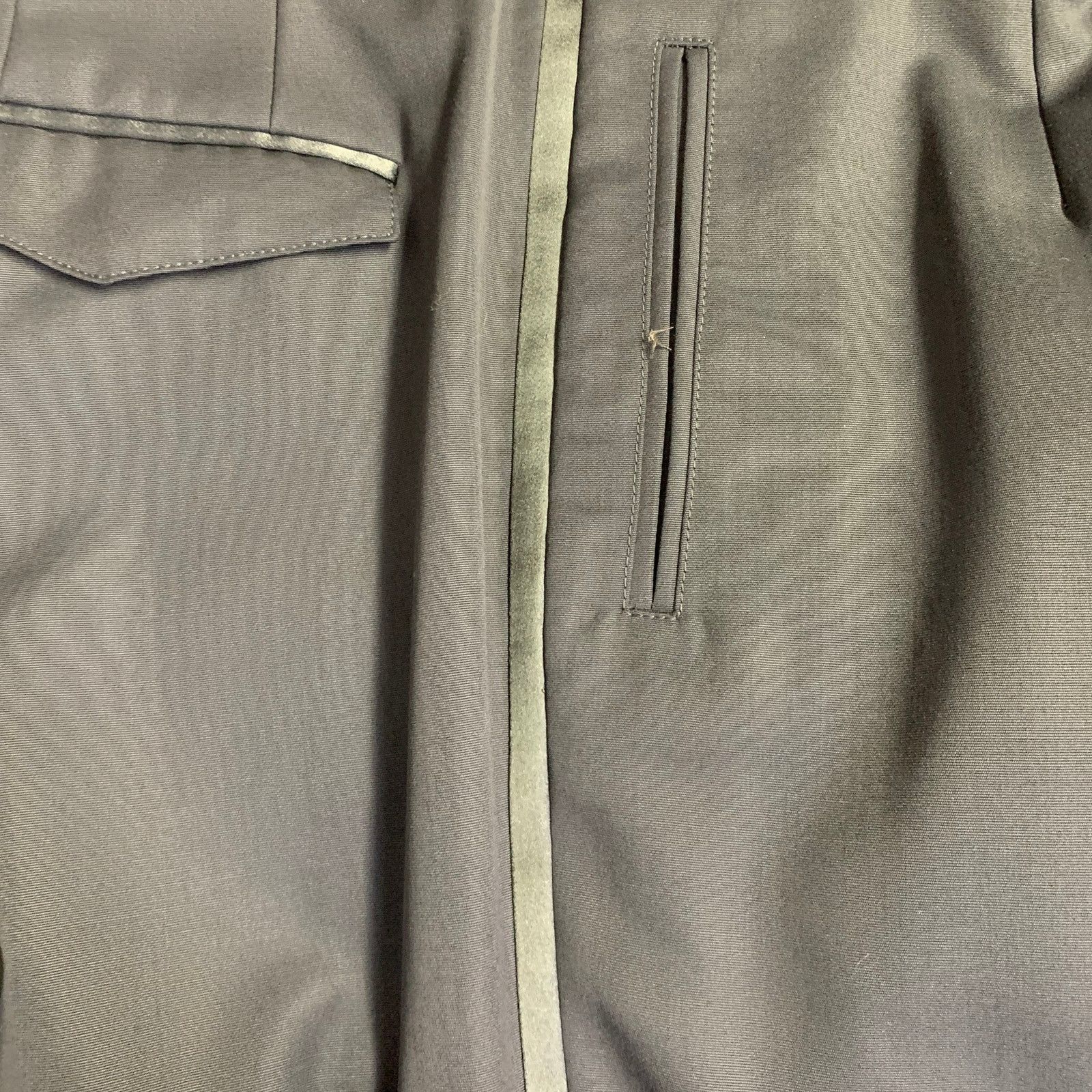 Burberry Prorsum BURBERRY PRORSUM Size 40 Navy Wool Notch Lapel Tuxedo Size 40R - 12 Thumbnail