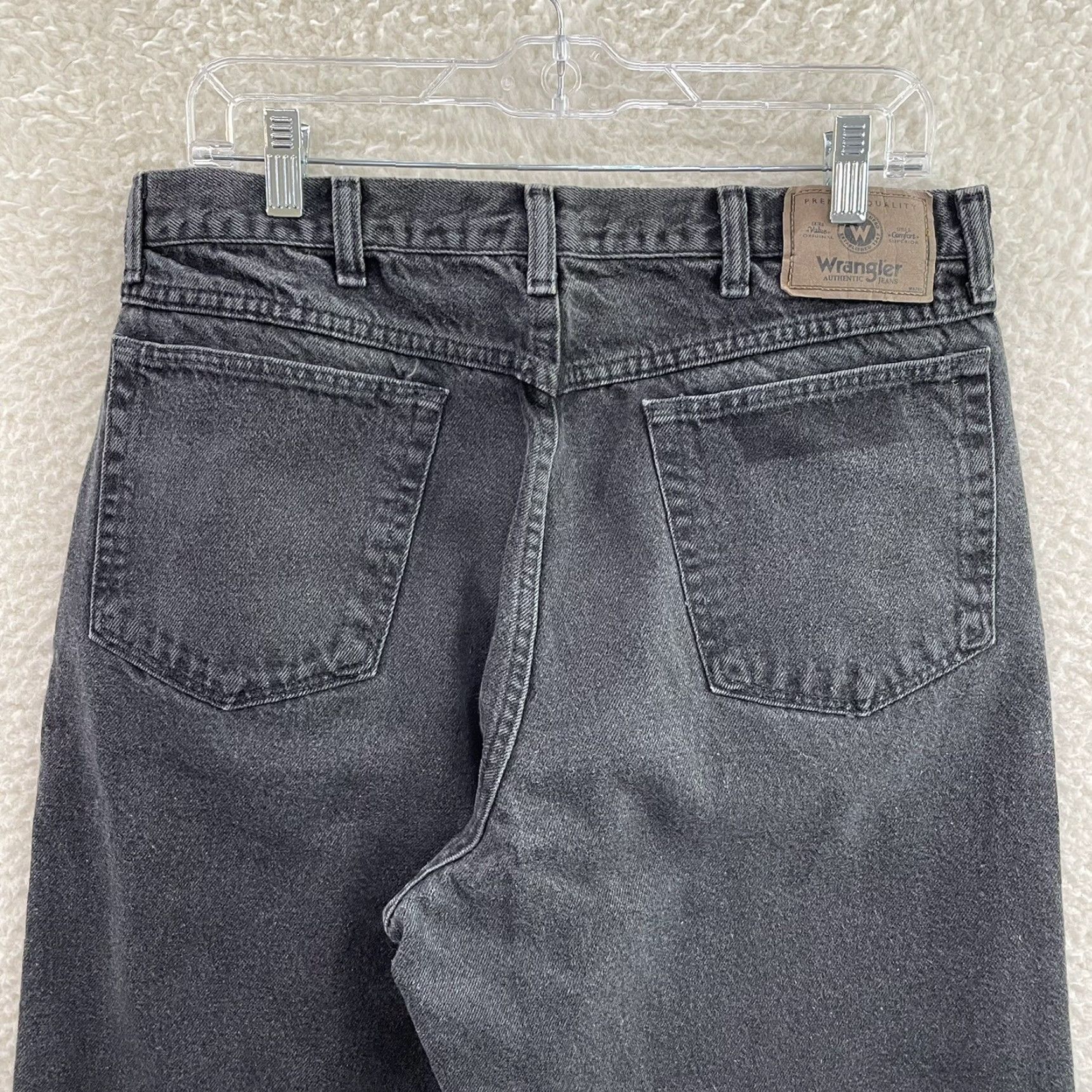 Wrangler VINTAGE Wrangler Jeans 36X34 Mens Grey Relaxed Fit Straight Leg | Wrangler Jeans 36 | Grey 1990s Mens Jeans Size US 36 / EU 52 - 3 Thumbnail