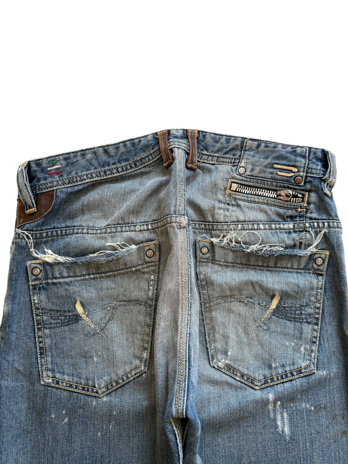 Diesel Vintage Diesel Onijo Bleached Mud Wash Distressed Jeans Size US 31 - 8 Thumbnail