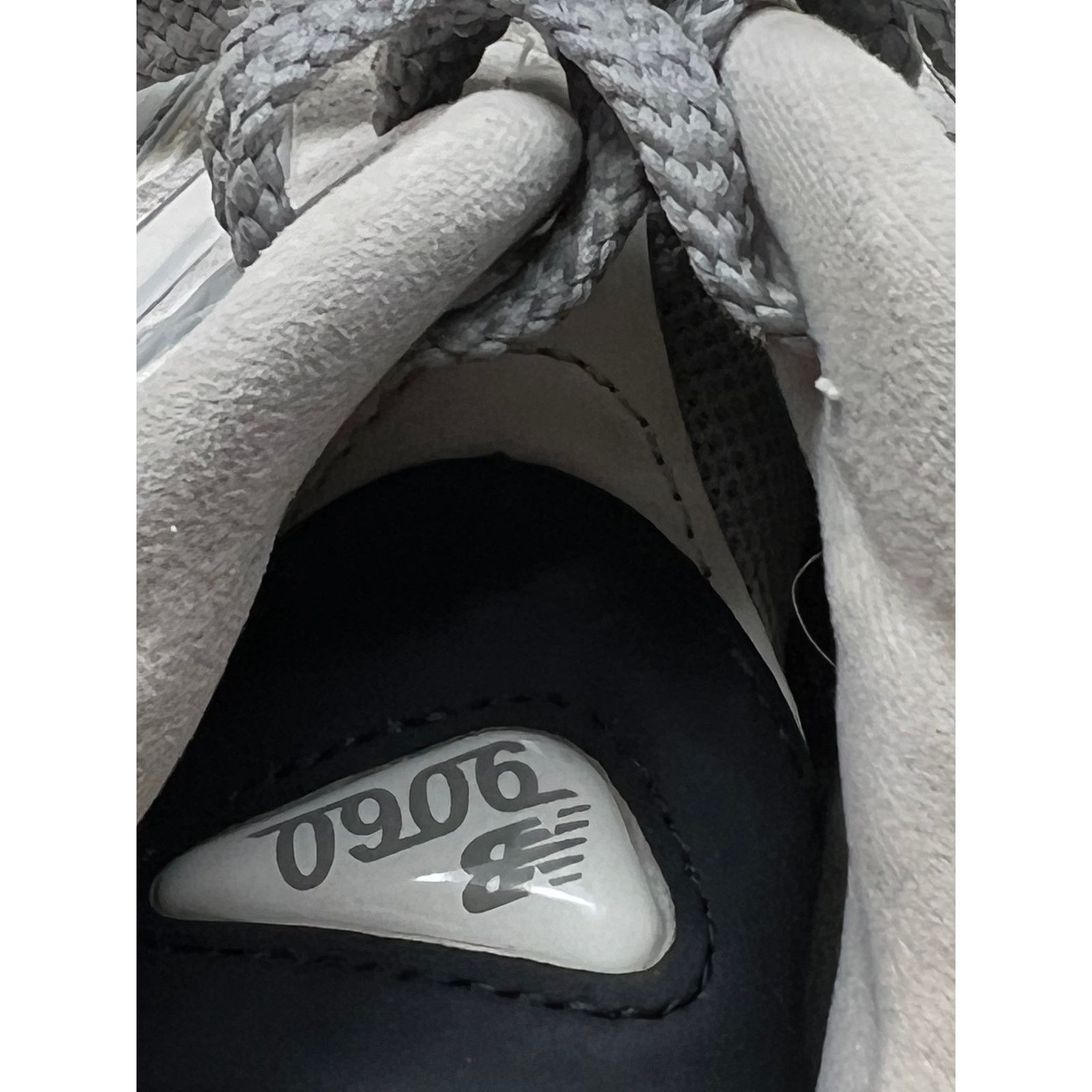 New Balance New Balance 9060 Blue Grey Mens 10.5 Size US 10.5 / EU 43-44 - 7 Thumbnail