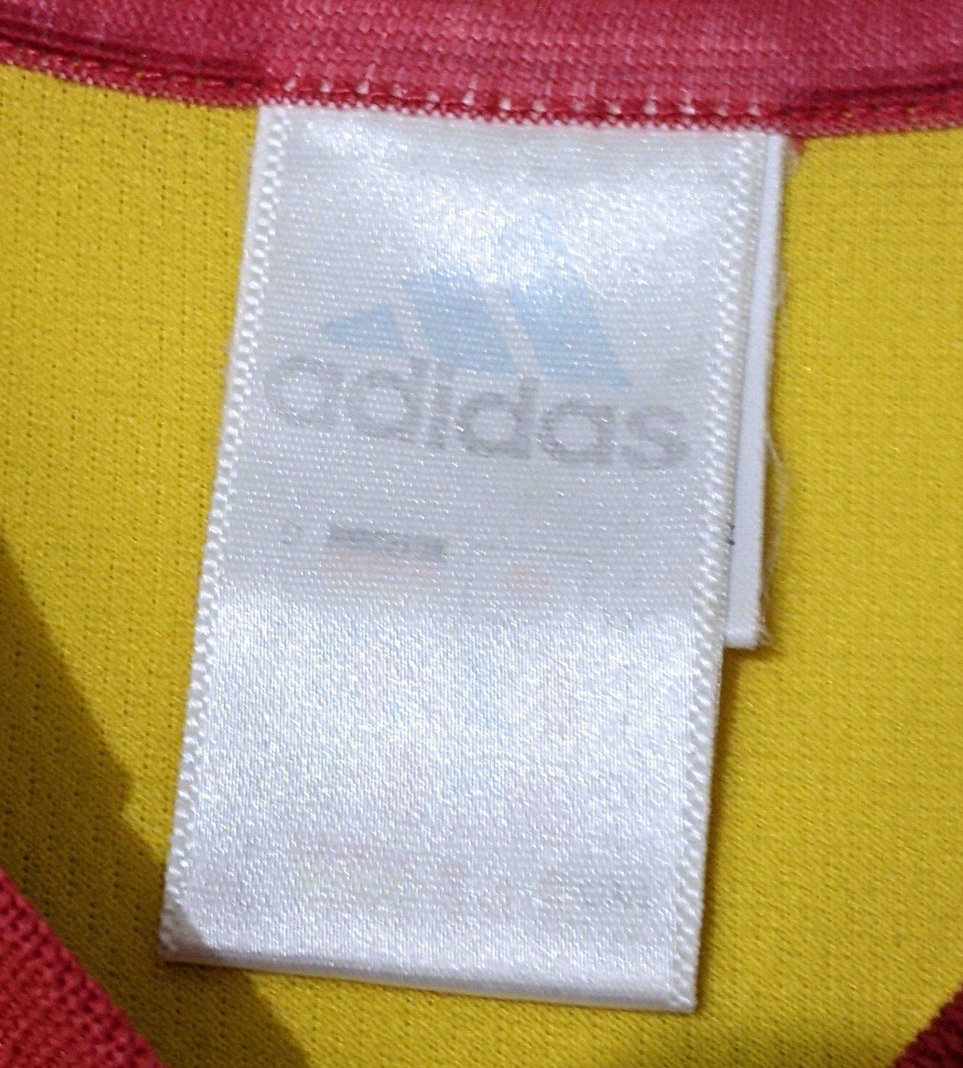Adidas Rumania euro 2000 home Hagi Jersey football shirt Size US L / EU 52-54 / 3 - 11 Thumbnail