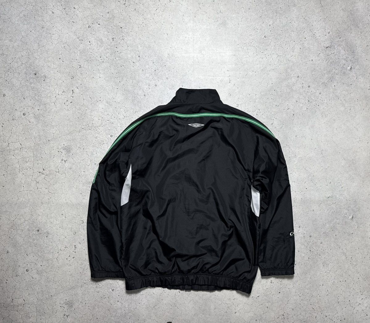 Umbro Umbro FC Celtic Vintage Nylon Football Track Jacket Soccer Size US L / EU 52-54 / 3 - 10 Thumbnail