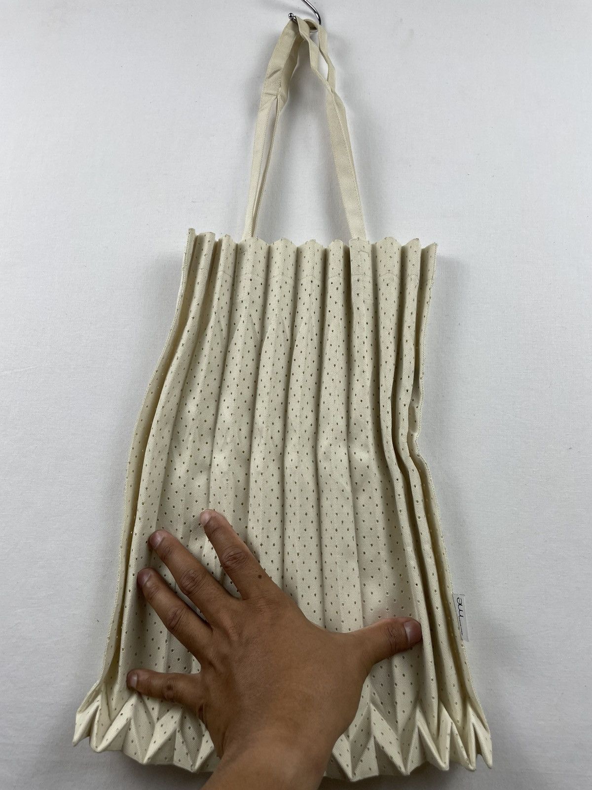 Issey Miyake me ISSEY MIYAKE Recycled Polyester Trunk Pleats Bags Size ONE SIZE - 3 Thumbnail