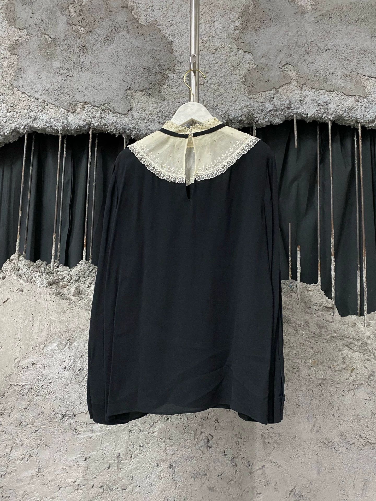 Miu Miu MIU MIU long sleeve top EU 38 Size S / US 4 / IT 40 - 2 Thumbnail