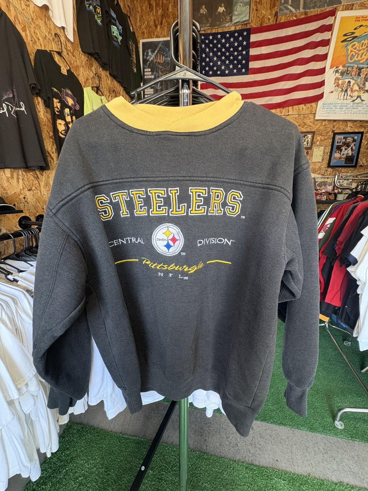 NFL 1990's Pittsburgh Steelers Lee Sports Crewneck Sweatshirt Size US M / EU 48-50 / 2 - 1 Thumbnail