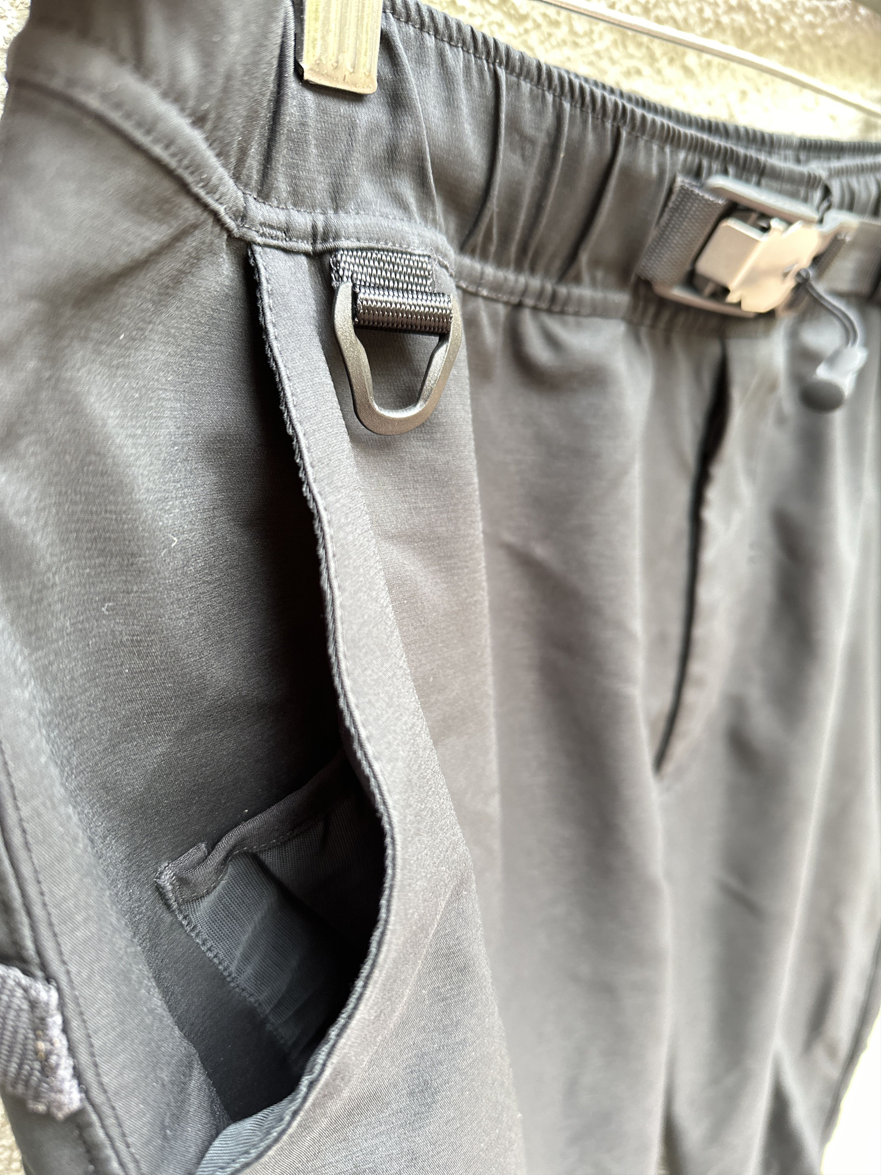 1017 ALYX 9SM MMW Tech Pants Size US 33 - 4 Thumbnail