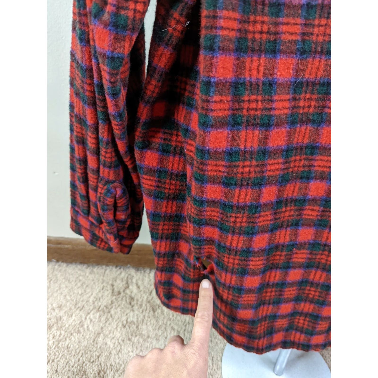 Vintage VINTAGE Wool Flannel Hunting Fishing Red Plaid Long Sleeve Shirt L5S Regular Men's Large L Size US L / EU 52-54 / 3 - 5 Thumbnail