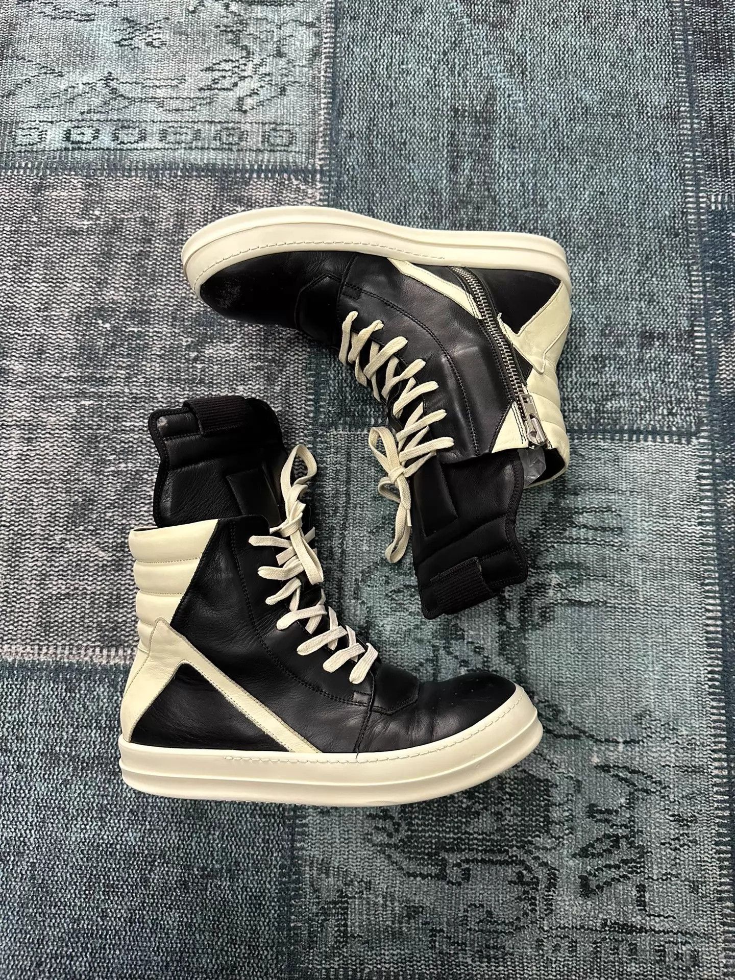 Rick Owens Rick Owens Mainline Inverted Triangle 41 (Good Condition) Size US 8 / EU 41 - 1 Thumbnail