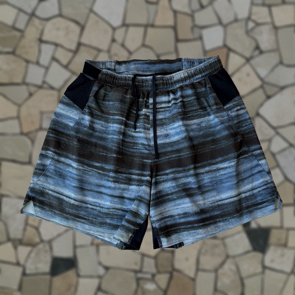 Lululemon Lululemon Surge Shorts In High Tide 5” Inseam Men’s Small Size US 29 - 1 Thumbnail