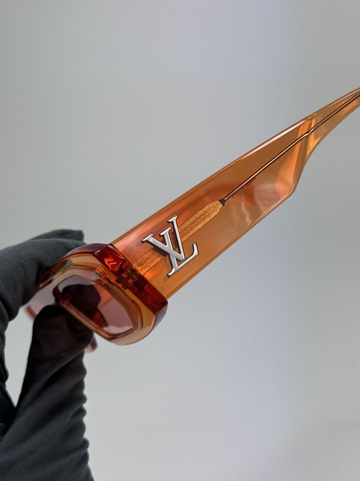 Louis Vuitton LV SUNGLASSES Z2452U Size ONE SIZE - 4 Thumbnail