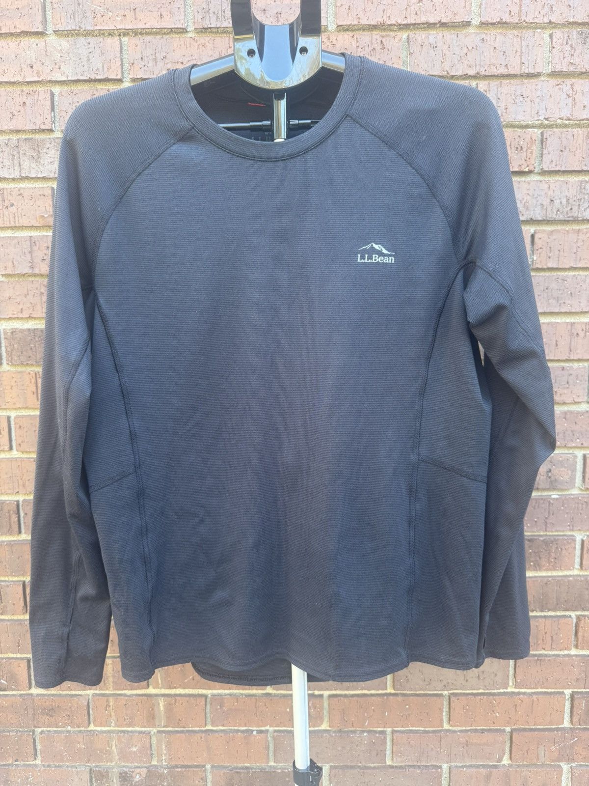 L.L. Bean LL Bean Midweight Base Layer Crew Top Shirt Thumb Holes Size US L / EU 52-54 / 3 - 1 Thumbnail