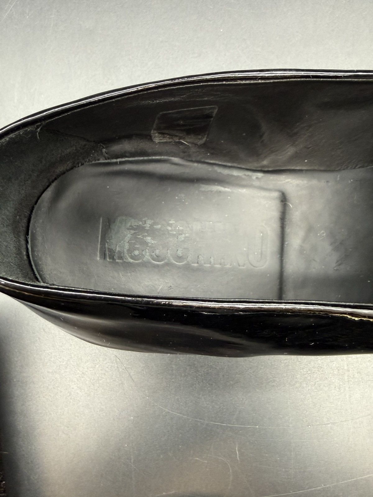 Moschino MOSCHINO Patent Leather Gold Letter Logo Loafers IT 44 US 11 Size US 11 / EU 44 - 13 Thumbnail