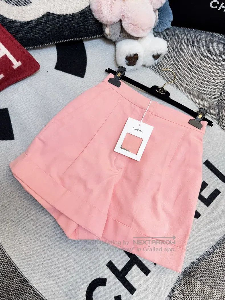 Chanel Chanel 17C Cuban Series Pink Denim Shorts Size 24" / US 00 / IT 34 - 4 Thumbnail