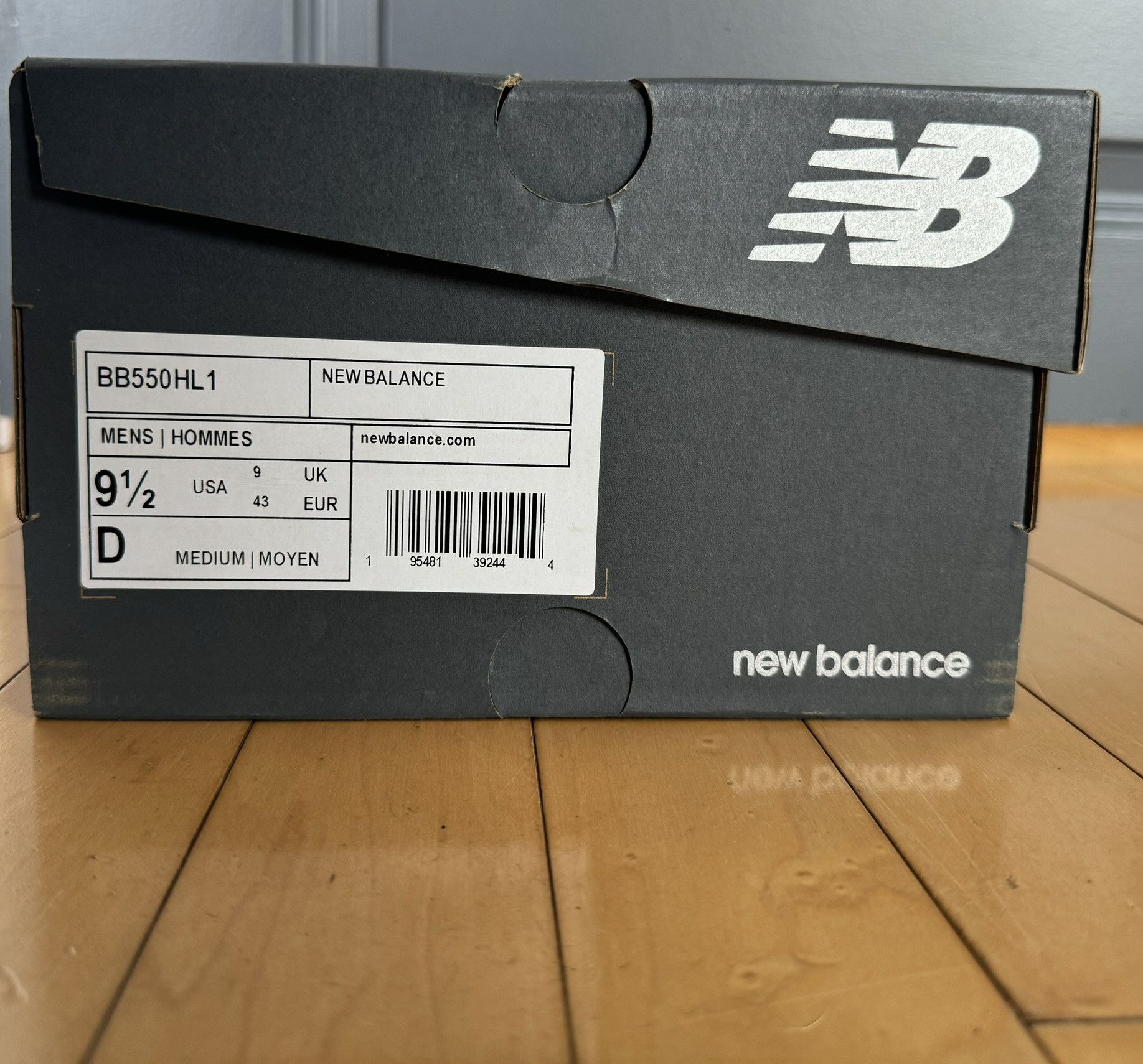 New Balance New Balance 550 UNC University Blue Size US 9.5 / EU 42-43 - 7 Thumbnail