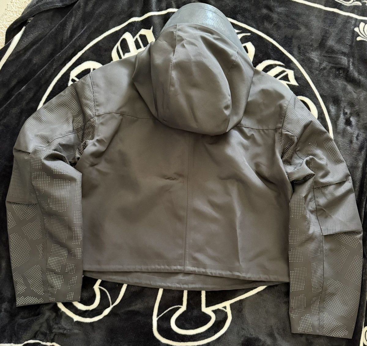 Alexander Wang × H&M Alexander Wang x H&M Windbreaker Jacket Size M / US 6-8 / IT 42-44 - 3 Thumbnail