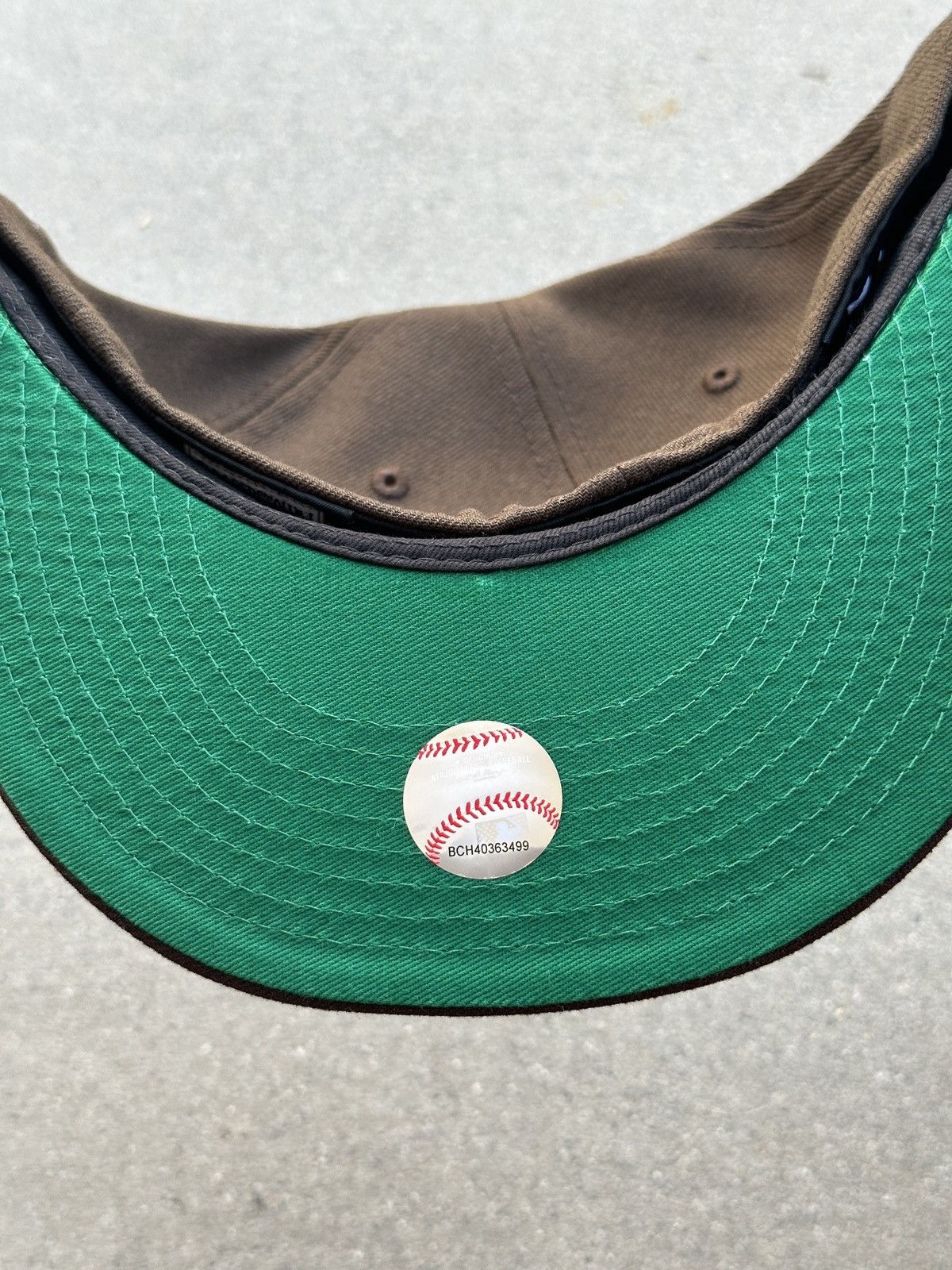 MLB × MyFitteds × New Era Philadelphia Phillies Script Panel Fitted 7 1/4 Myfitteds Size ONE SIZE - 3 Thumbnail