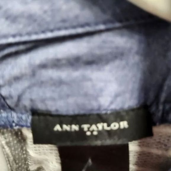 Ann Taylor Ann Taylor Womens Sweater Medium Gray Polka Dot Chambray Collar Pullover Preppy Size M / US 6-8 / IT 42-44 - 3 Thumbnail