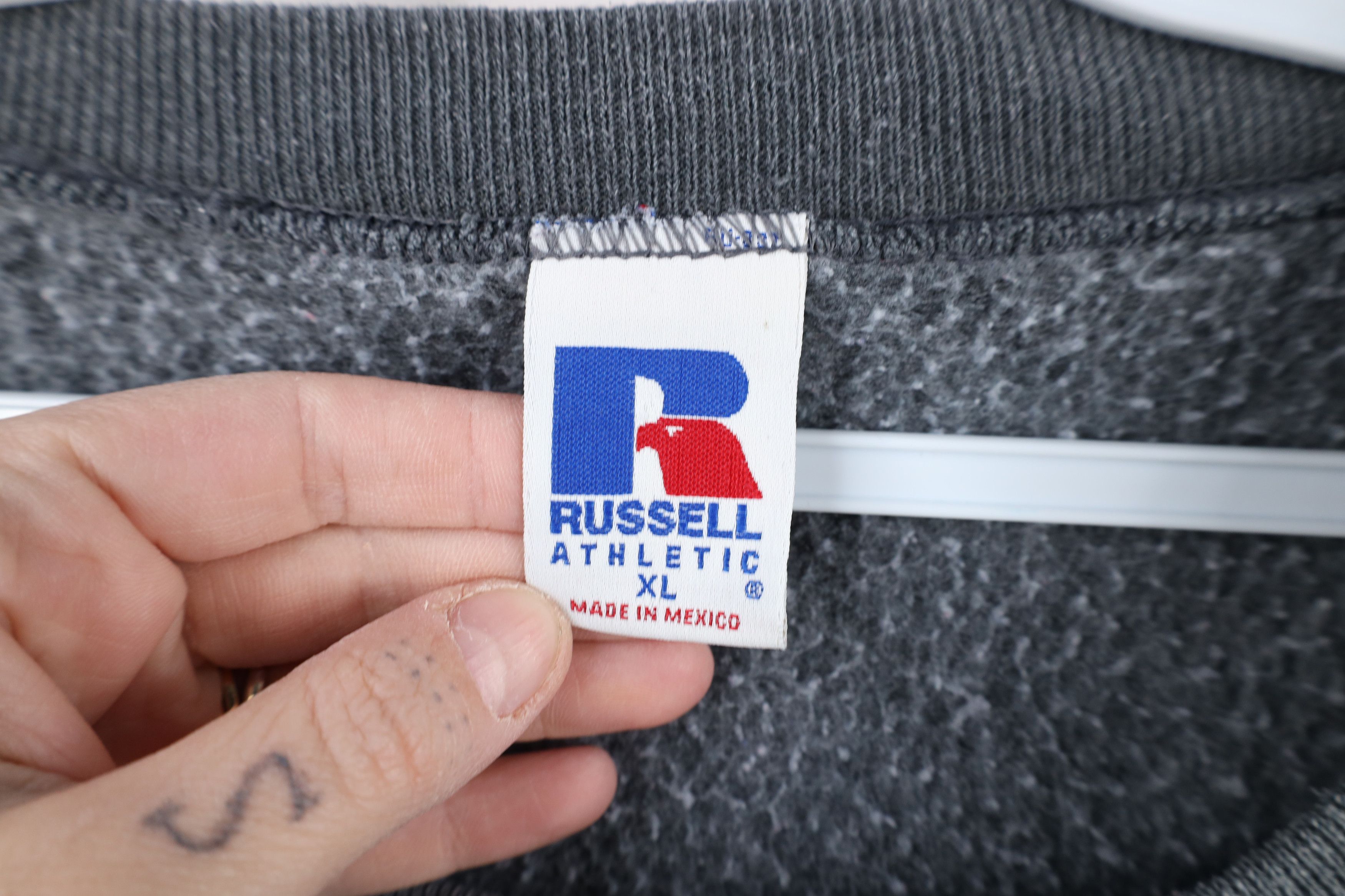 Russell Athletic × Vintage Vintage 90s Russell Athletic University of Iowa Sweatshirt Size US L / EU 52-54 / 3 - 9 Thumbnail