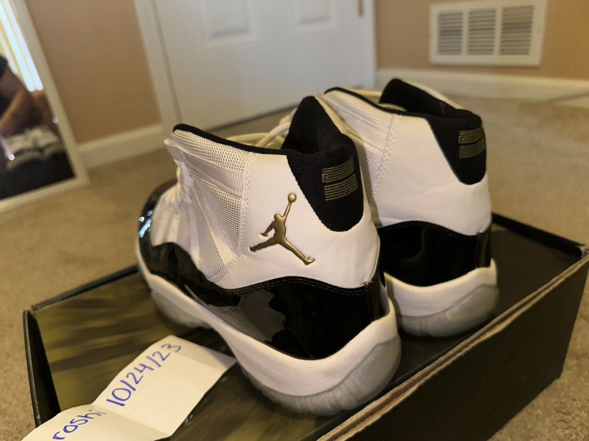 Jordan Brand 2006 Air Jordan 11 Retro 'Concord - Defining Moments Pack' Size US 12 / EU 45 - 8 Thumbnail