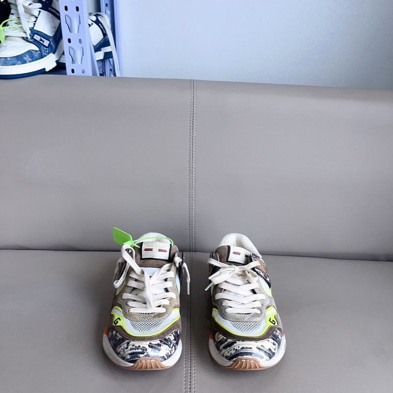 Gucci Gucci Ultrapace Low-Top Sneakers for Men 0079 Size US 8 / EU 41 - 1 Thumbnail
