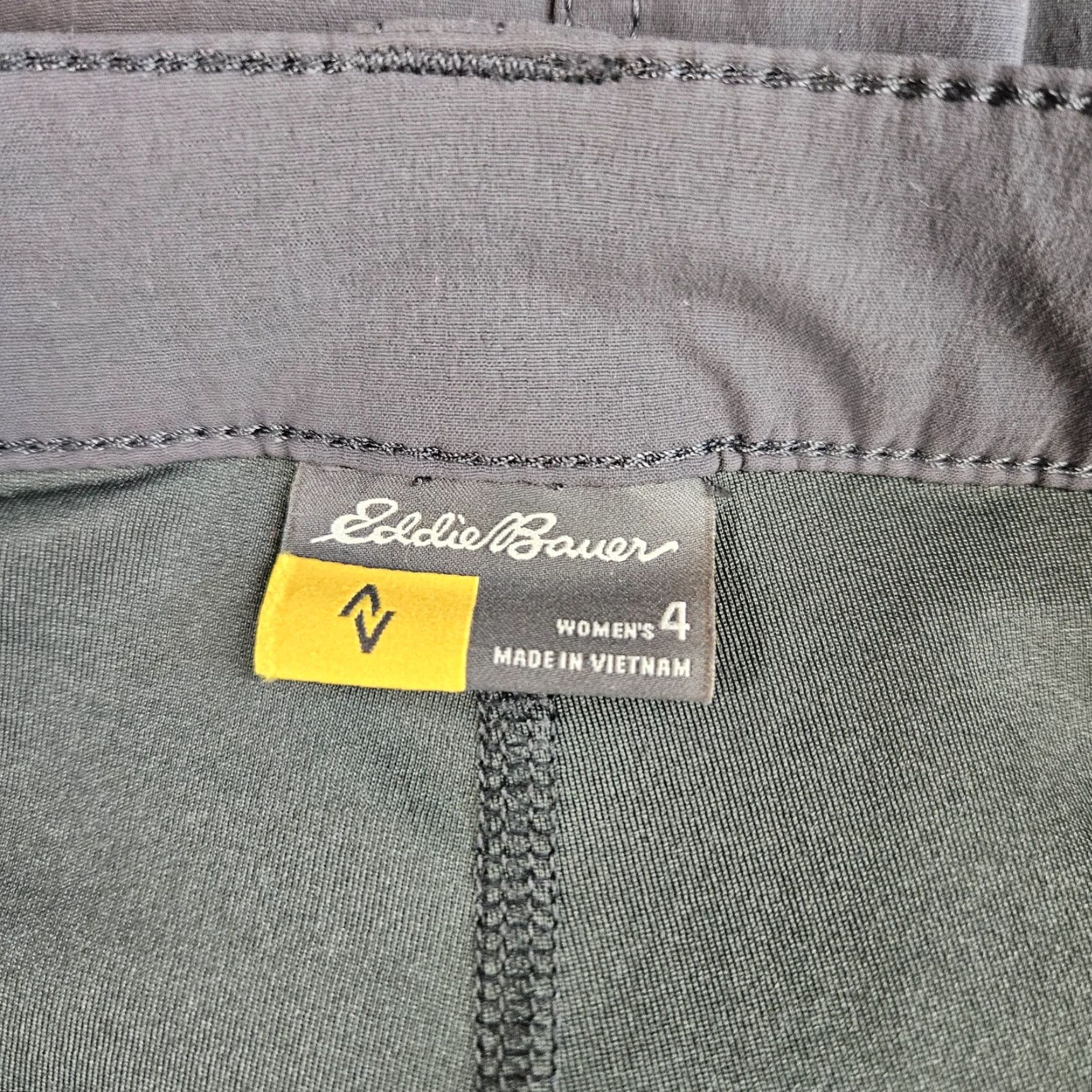 Eddie Bauer Eddie Bauer Womens Skort Sz 4 Solid Gray Pockets Polyester Blend Size ONE SIZE - 4 Thumbnail