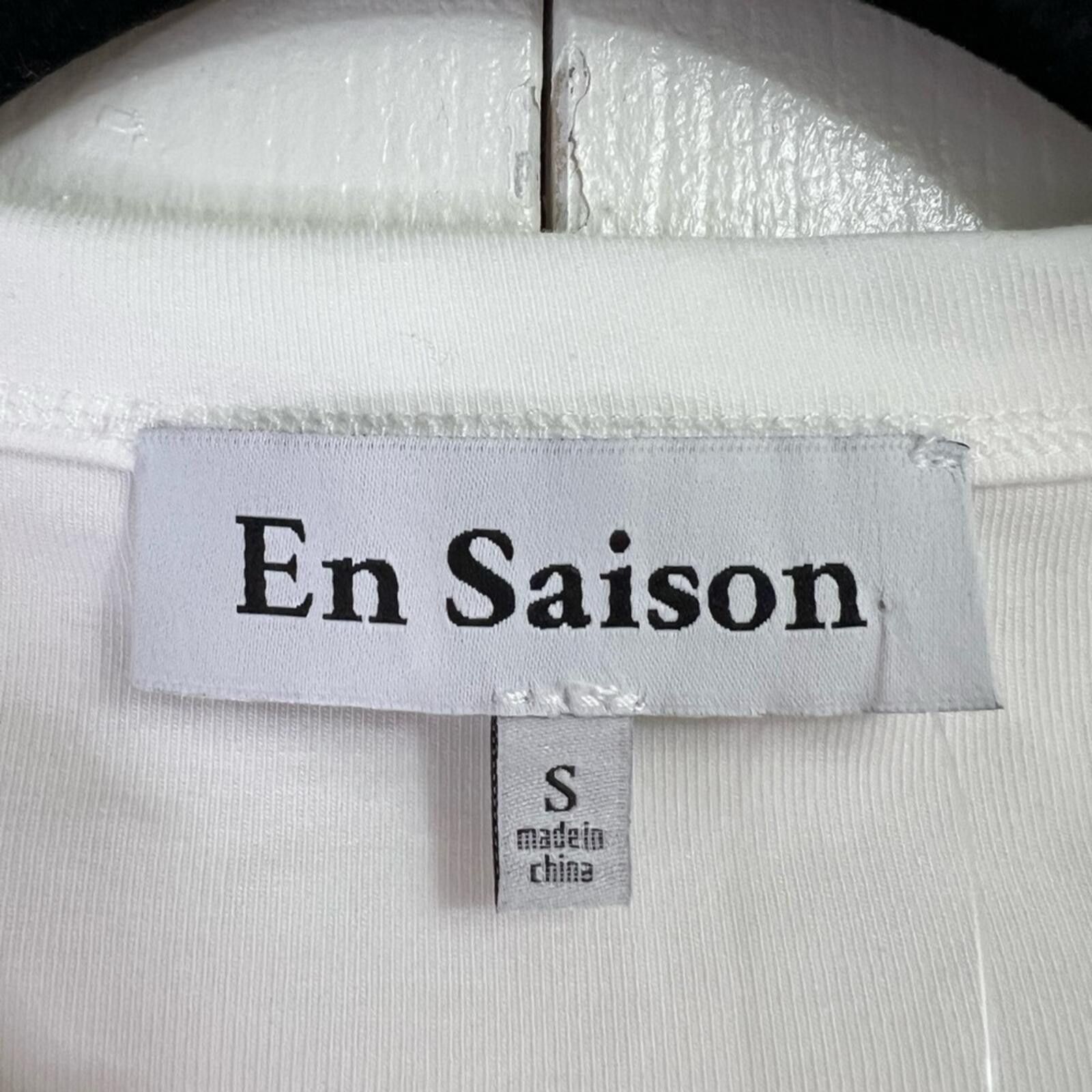 Other En saison‎ women's white tank top martini print racerback s Size S / US 4 / IT 40 - 2 Thumbnail