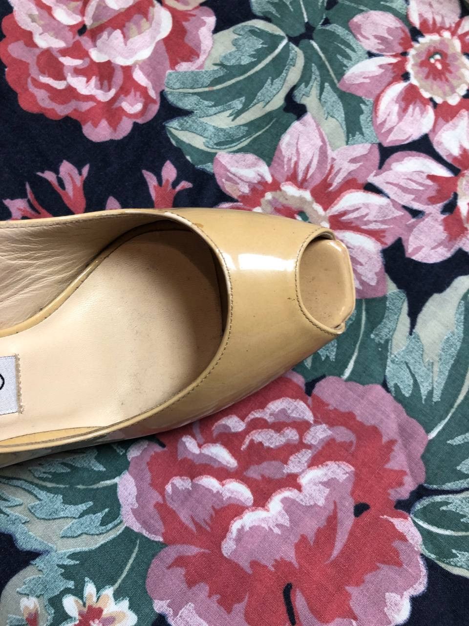 Jimmy Choo Jimmy Choo Womens Patent Leather Peep Toe Heel Pumps Beige Size US 5 / IT 35 - 7 Thumbnail