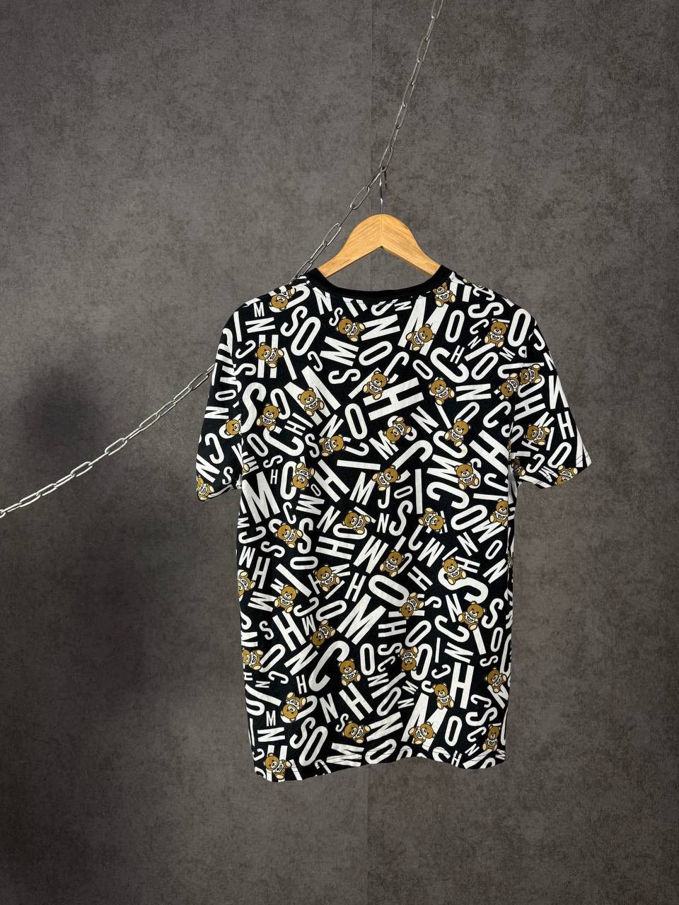 Moschino Moschino Toy luxury designer monogram tee Size US M / EU 48-50 / 2 - 6 Thumbnail