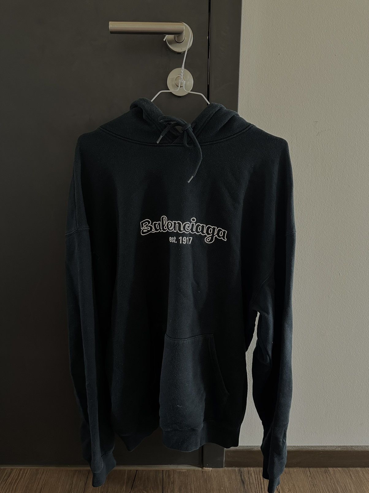Balenciaga Balenciaga est. 1917 Size US M / EU 48-50 / 2 - 1 Thumbnail