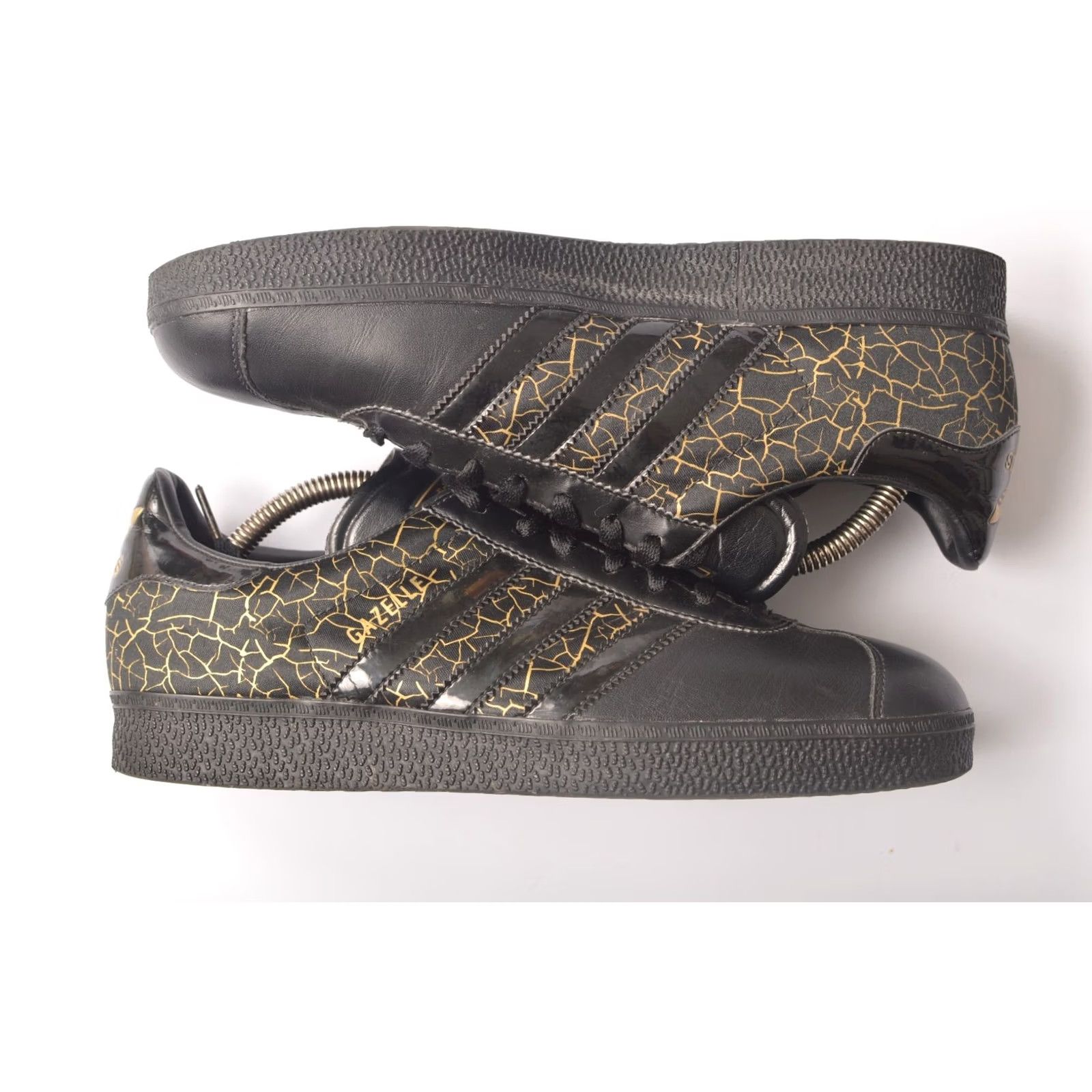 Adidas Adidas Gazelle Vintage 2007 Black Gold Sneakers 039597 Streetwear Size US 8 1/2 Mens Sneakers Black Gold Gazelle 2007 US 8.5 Vintage Adidas Shoes Size US 8 / EU 41 - 5 Thumbnail