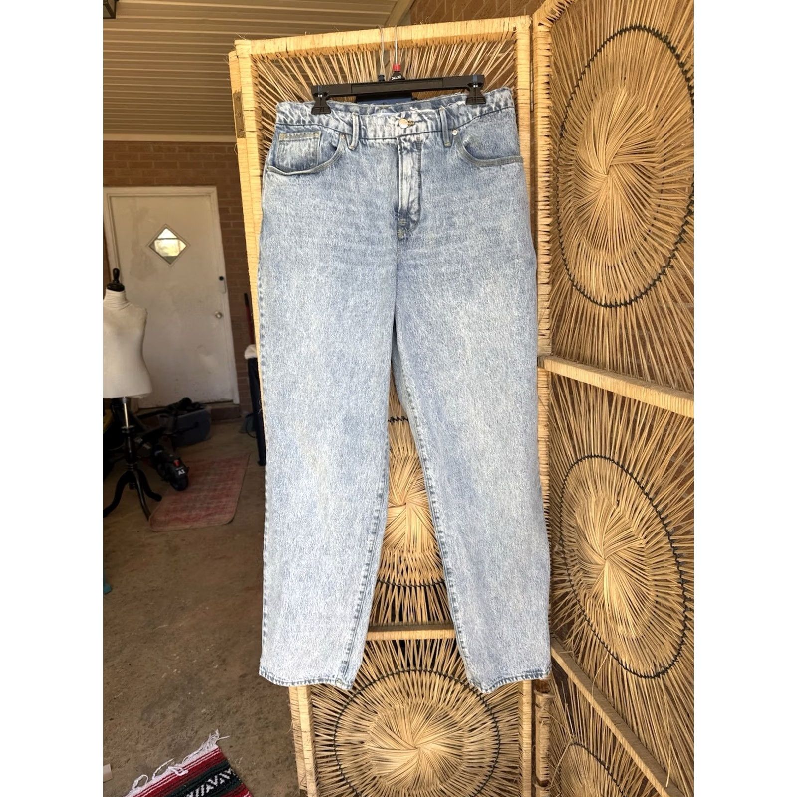 Good American Good American Jeans Womens 8 Straight High Rise Distressed Vintage Blue Denim 5-Pocket Pockets Stretch Slim Regular Size 8 Inseam 27 Fashion Clothing Size 30" / US 8 / IT 44 - 2 Thumbnail
