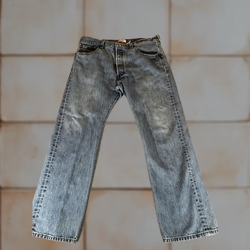 Levi's Levi's 501 Jeans Mens 38x29 Straight Button Fly Light Blue Denim Vintage Distressed Pockets Logo 38x29 Mens Mens Jeans Blue Straight Button Fly 501 Size US 38 / EU 54 - 1 Thumbnail