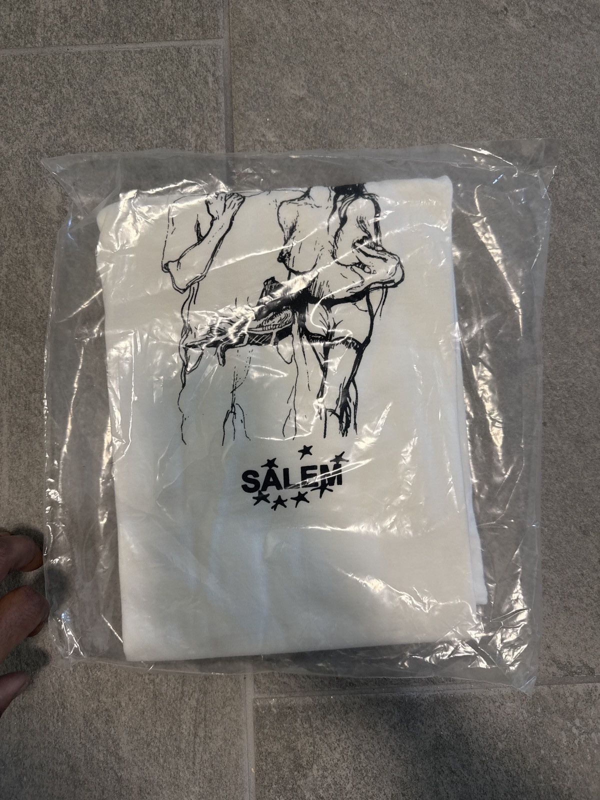 Supreme Ss26 SUPREME x Salem tee in white Size US L / EU 52-54 / 3 - 1 Thumbnail