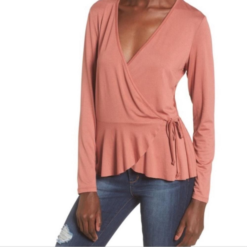 Designer Leith Wrap Surplice Long Sleeve Top Cedar Coral Size Large Size L / US 10 / IT 46 - 1 Thumbnail