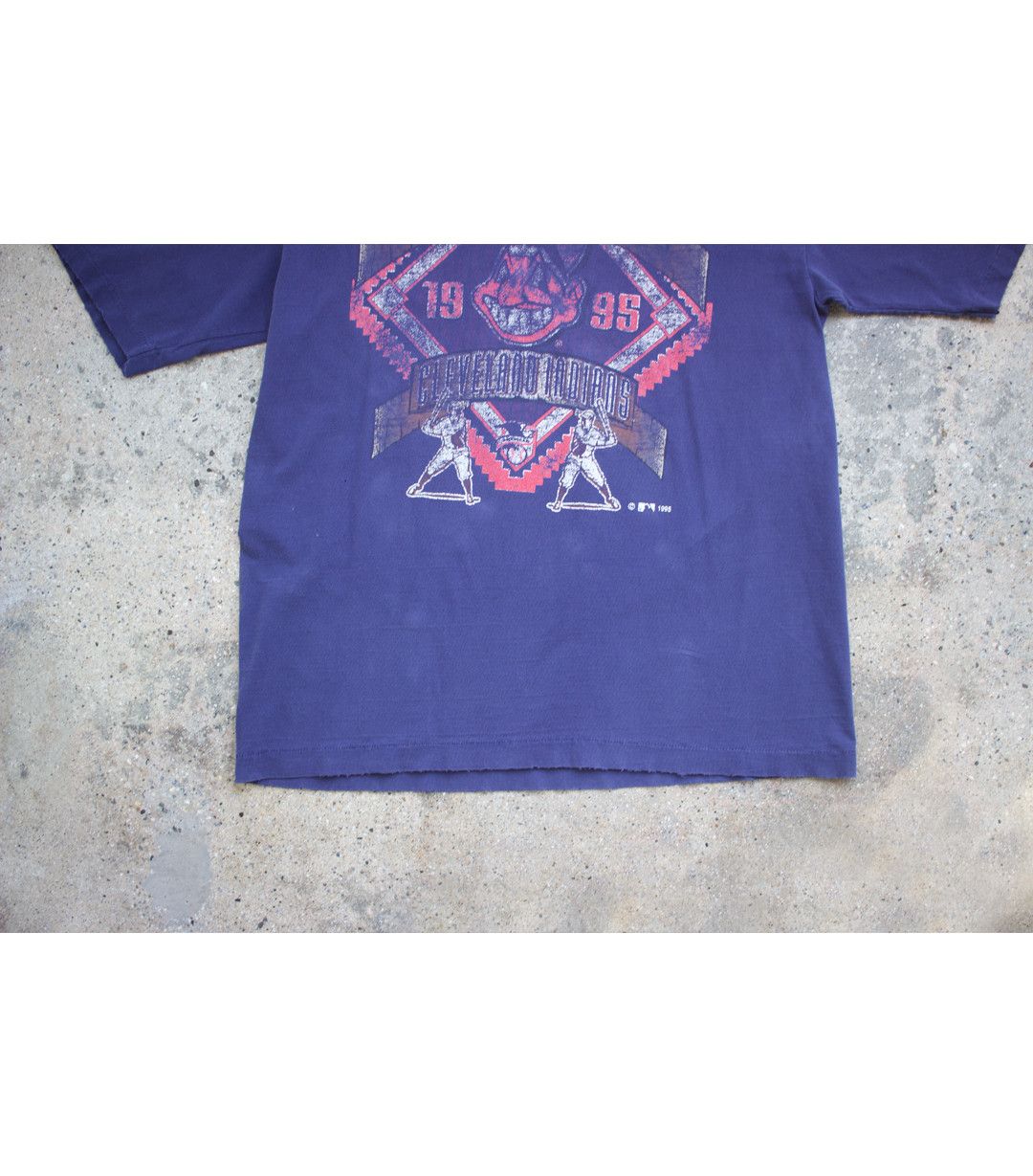 Vintage 1995 Vintage Cleveland Indians T-Shirt Size US L / EU 52-54 / 3 - 4 Thumbnail